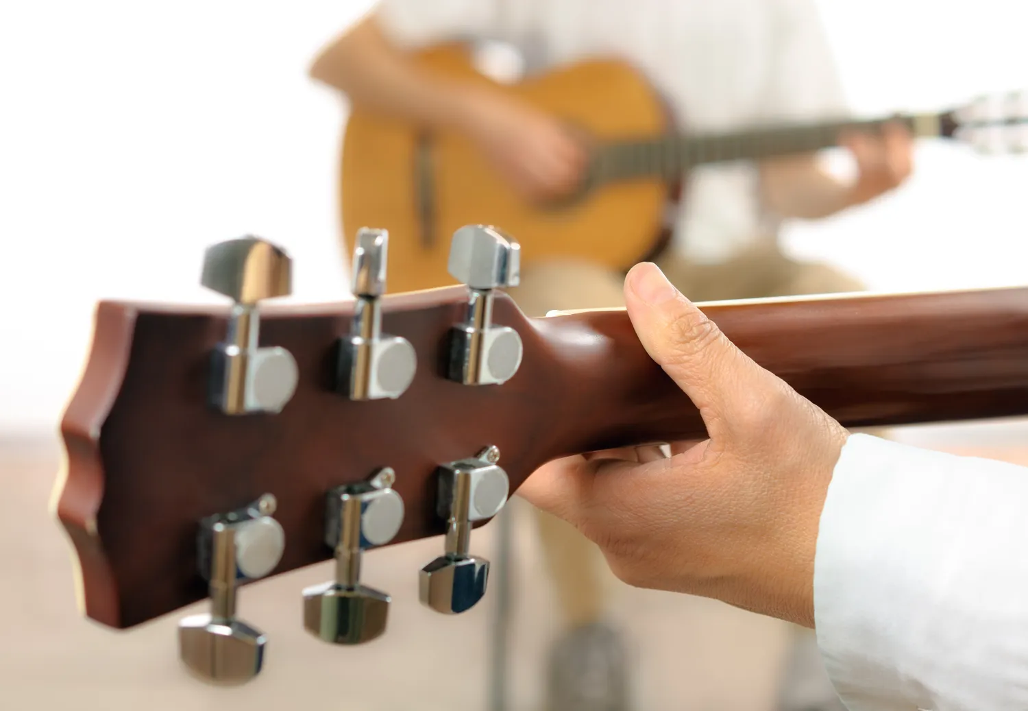 Jaka gitara na początek dla dziecka?