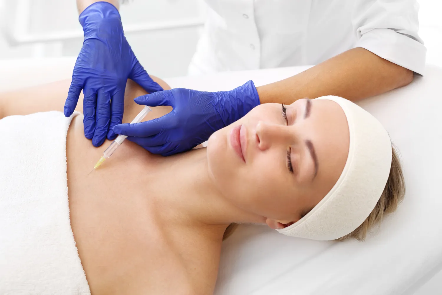 Co lepsze kwas hialuronowy czy botoks?